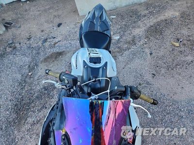 Piąte zdjęcie samochodu w środku: 2026 KAWASAKI EX650 P VIN:ML5EXEP15TDAH0323 - miniatura