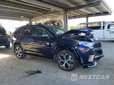 Czwarte zdjęcie samochodu z boku: 2021 TOYOTA RAV4 PRIME XSE VIN:JTMFB3FV2MD017244 - miniatura