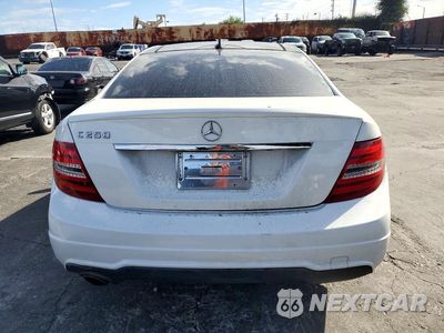 Zdjęcie 6 z 12 samochodu: 2015 MERCEDES-BENZ C 250 VIN:WDDGJ4HB0FG434661 - miniatura