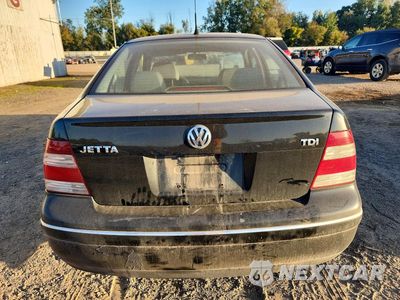 Zdjęcie 6 z 12 samochodu: 2004 VOLKSWAGEN JETTA GLS TDI VIN:3VWSR69M64M115872 - miniatura