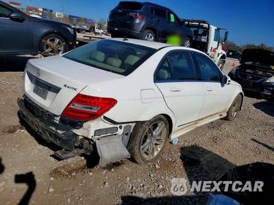 Trzecie zdjęcie samochodu z tyłu: 2013 MERCEDES-BENZ C 300 4MATIC VIN:WDDGF8AB7DA788552 - miniatura