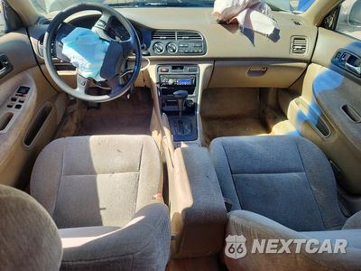 Zdjęcie 8 z 13 samochodu: 1997 HONDA ACCORD EX VIN:1HGCE189XVA006785 - miniatura