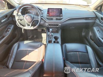 Zdjęcie 8 z 12 samochodu: 2019 NISSAN ALTIMA SR VIN:1N4BL4CV9KC172257 - miniatura