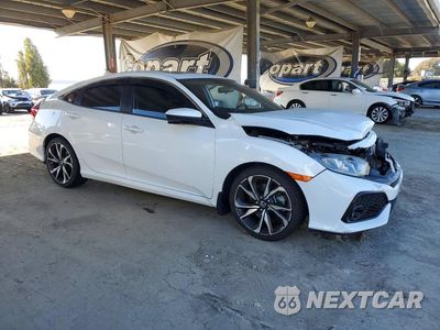 Czwarte zdjęcie samochodu z boku: 2019 HONDA CIVIC SI VIN:2HGFC1E53KH705760 - miniatura