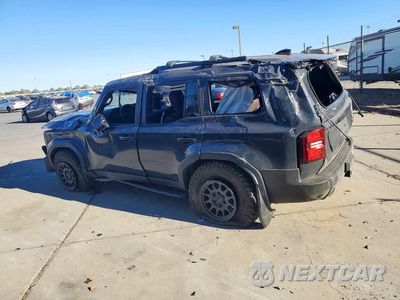 Drugie zdjęcie samochodu z przodu: 2024 TOYOTA LAND CRUISER BASE VIN:JTEABFAJ5R5005845 - miniatura