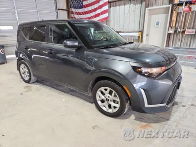 Czwarte zdjęcie samochodu z boku: 2024 KIA SOUL LX VIN:KNDJ23AU0R7915954 - miniatura