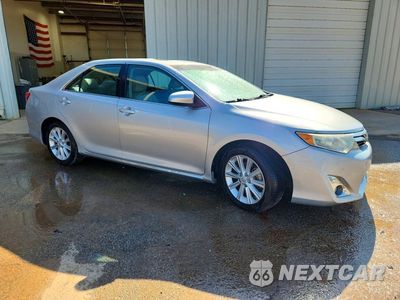 Czwarte zdjęcie samochodu z boku: 2012 TOYOTA CAMRY XLE V6 VIN:4T1BK1FKXCU518580 - miniatura
