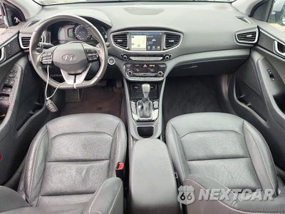 Zdjęcie 8 z 12 samochodu: 2019 HYUNDAI IONIQ LIMITED VIN:KMHC75LDXKU182852 - miniatura
