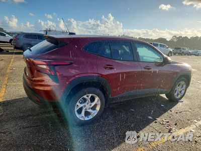 Trzecie zdjęcie samochodu z tyłu: 2025 CHEVROLET TRAX LS VIN:KL77LFEP5SC120499 - miniatura