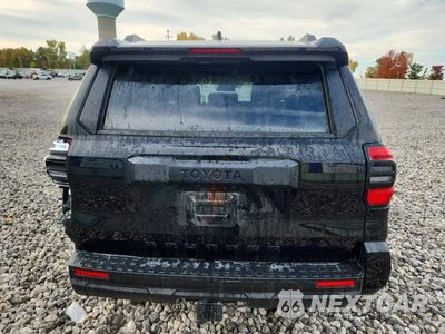 Zdjęcie 6 z 14 samochodu: 2026 TOYOTA 4RUNNER SR5 VIN:JTEVA5BR0T5124302 - miniatura