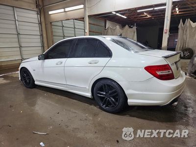 Drugie zdjęcie samochodu z przodu: 2012 MERCEDES-BENZ C 250 VIN:WDDGF4HBXCR193306 - miniatura