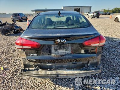 Zdjęcie 6 z 12 samochodu: 2017 KIA FORTE LX VIN:3KPFK4A79HE078285 - miniatura