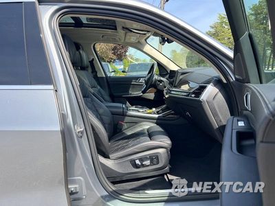 Piąte zdjęcie samochodu w środku: 2024 BMW X7 XDRIVE40I VIN:5UX23EM00R9S52720 - miniatura