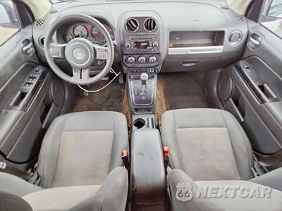 Zdjęcie 8 z 13 samochodu: 2016 JEEP COMPASS SPORT VIN:1C4NJCBA8GD568610 - miniatura