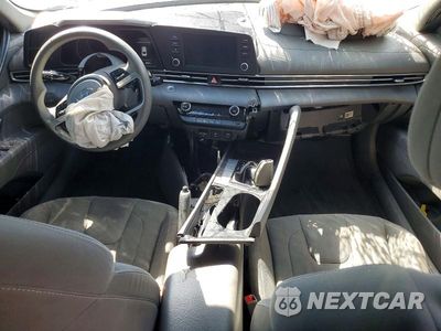 Zdjęcie 8 z 12 samochodu: 2022 HYUNDAI ELANTRA SEL VIN:KMHLM4AGXNU241676 - miniatura