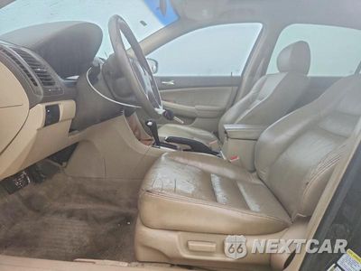 Zdjęcie 7 z 12 samochodu: 2005 HONDA ACCORD EX VIN:1HGCM56745A144026 - miniatura