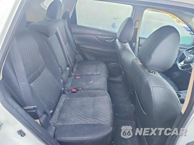 Zdjęcie 11 z 13 samochodu: 2018 NISSAN ROGUE S VIN:5N1AT2MV1JC717936 - miniatura