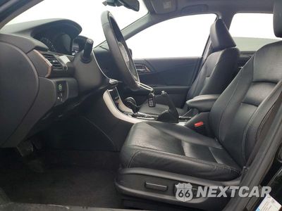 Zdjęcie 7 z 13 samochodu: 2017 HONDA ACCORD TOURING HYBRID VIN:JHMCR6F74HC031187 - miniatura