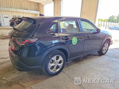 Trzecie zdjęcie samochodu z tyłu: 2025 HONDA HR-V LX VIN:3CZRZ2H3XSM777061 - miniatura