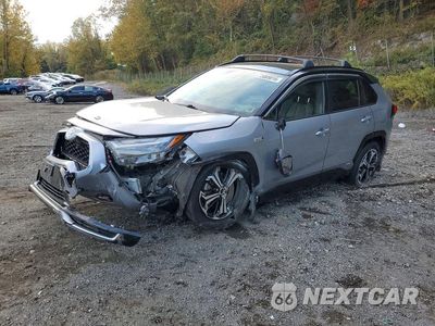 2024 TOYOTA RAV4 PRIME XSE JTMFB3FV1RD180085 - główne zdjęcie licytacji z USA - miniatura