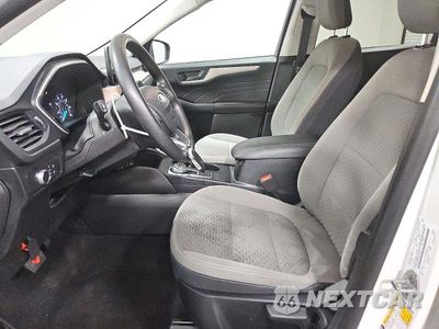 Zdjęcie 7 z 13 samochodu: 2022 FORD ESCAPE SE VIN:1FMCU9G68NUA61107 - miniatura