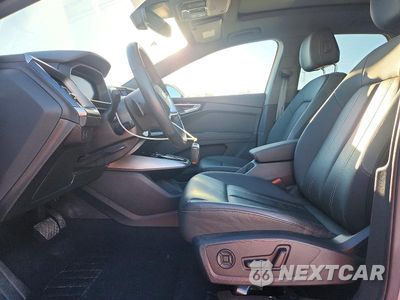 Zdjęcie 7 z 14 samochodu: 2024 AUDI Q4 E-TRON PREMIUM VIN:WA1KUBFZ8RP036533 - miniatura