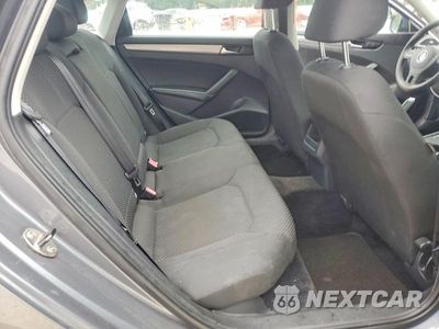 Zdjęcie 10 z 13 samochodu: 2014 VOLKSWAGEN PASSAT S VIN:1VWAP7A34EC002788 - miniatura