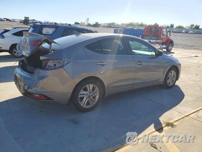 Trzecie zdjęcie samochodu z tyłu: 2020 HYUNDAI ELANTRA SEL VIN:KMHD84LF1LU105947 - miniatura