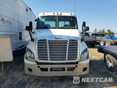 Piąte zdjęcie samochodu w środku: 2016 FREIGHTLINER CASCADIA 125 SEMI TRUCK VIN:3AKJGEBG5GSHK9305 - miniatura