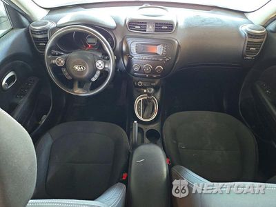 Zdjęcie 8 z 12 samochodu: 2014 KIA SOUL BASE VIN:KNDJN2A25E7098362 - miniatura