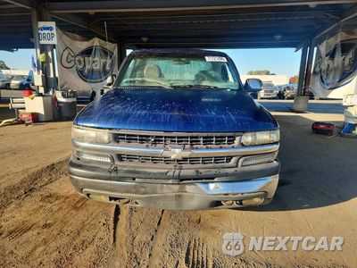 Piąte zdjęcie samochodu w środku: 2000 CHEVROLET SILVERADO C1500 VIN:2GCEC19T8Y1318660 - miniatura