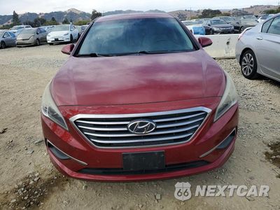 Piąte zdjęcie samochodu w środku: 2016 HYUNDAI SONATA SE VIN:5NPE24AF9GH263658 - miniatura