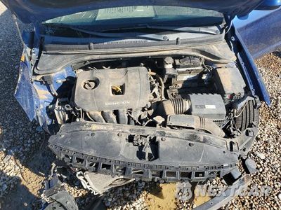 Zdjęcie 11 z 13 samochodu: 2018 HYUNDAI ELANTRA SEL VIN:5NPD84LF9JH240251 - miniatura