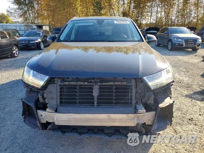 Piąte zdjęcie samochodu w środku: 2019 AUDI Q7 PRESTIGE VIN:WA1VAAF75KD013975 - miniatura