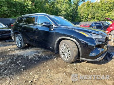 Czwarte zdjęcie samochodu z boku: 2026 TOYOTA HIGHLANDER HYBRID PLATINUM VIN:5TDEBRCH0TS702911 - miniatura