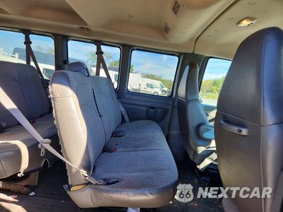Zdjęcie 6 z 10 samochodu: 2008 CHEVROLET EXPRESS G3500 VIN:1GAHG39K281206309 - miniatura