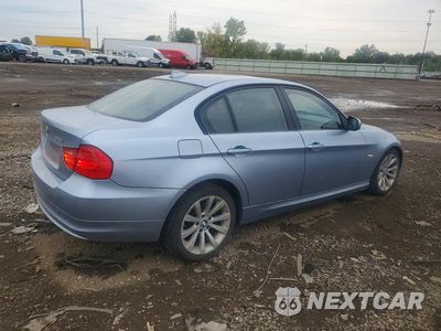 Trzecie zdjęcie samochodu z tyłu: 2011 BMW 328 XI VIN:WBAPK7C54BF088072 - miniatura