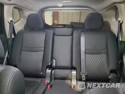 Zdjęcie 10 z 14 samochodu: 2018 NISSAN ROGUE SV VIN:KNMAT2MV9JP536578 - miniatura