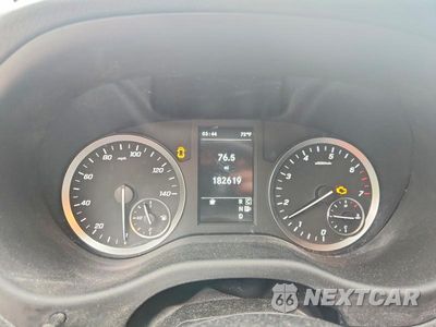 Zdjęcie 9 z 13 samochodu: 2023 MERCEDES-BENZ METRIS VIN:W1YV0BEY0P4334530 - miniatura