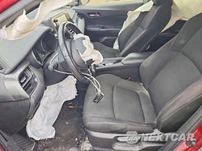 Zdjęcie 7 z 12 samochodu: 2018 TOYOTA C-HR XLE VIN:JTNKHMBXXJ1001392 - miniatura