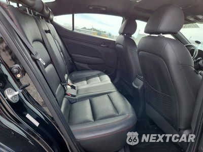 Zdjęcie 10 z 13 samochodu: 2018 HYUNDAI ELANTRA SPORT VIN:KMHD04LB7JU479061 - miniatura