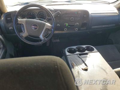 Zdjęcie 8 z 12 samochodu: 2008 GMC SIERRA K2500 HEAVY DUTY VIN:1GTHK29K88E117286 - miniatura