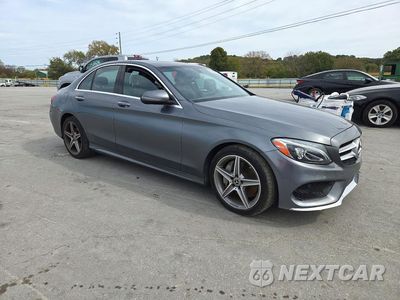 Czwarte zdjęcie samochodu z boku: 2018 MERCEDES-BENZ C 300 VIN:55SWF4JB6JU261876 - miniatura