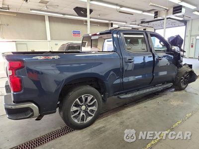Trzecie zdjęcie samochodu z tyłu: 2021 CHEVROLET SILVERADO K1500 LT VIN:3GCUYDED8MG135175 - miniatura