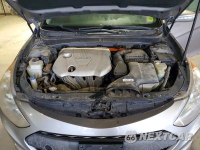 Zdjęcie 11 z 12 samochodu: 2013 HYUNDAI SONATA HYBRID VIN:KMHEC4A4XDA084099 - miniatura