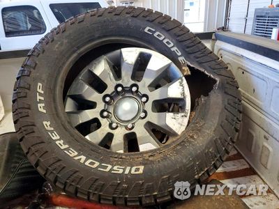 Zdjęcie 12 z 13 samochodu: 2024 CHEVROLET SILVERADO K2500 CUSTOM VIN:1GC1YME77RF321036 - miniatura