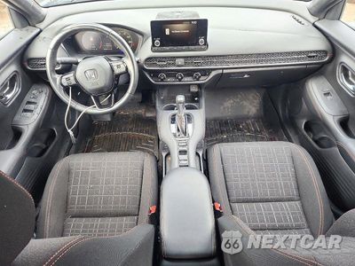 Zdjęcie 8 z 12 samochodu: 2024 HONDA HR-V SPORT VIN:3CZRZ2H5XRM726705 - miniatura