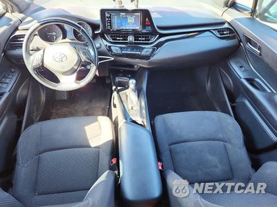 Zdjęcie 8 z 13 samochodu: 2018 TOYOTA C-HR XLE VIN:NMTKHMBX8JR010405 - miniatura