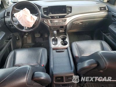 Zdjęcie 8 z 13 samochodu: 2020 HONDA PILOT EXL VIN:5FNYF6H56LB022286 - miniatura