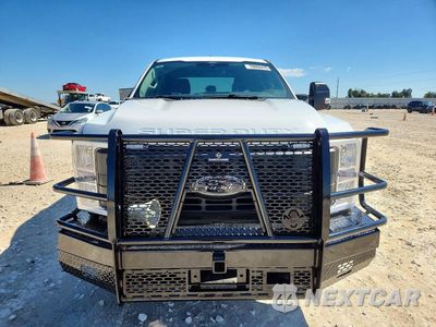 Piąte zdjęcie samochodu w środku: 2026 FORD F350 SUPER DUTY VIN:1FT8W3BT7TED22720 - miniatura